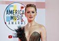 Эмбер Хёрд на церемонии награждения American Music Awards в Лос-Анджелесе Эмбер Хёрд на церемонии награждения American Music Awards в Лос-Анджелесе