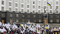 Участники акции против повышения тарифов на газ в Киеве. 31 октября 2018 Участники акции против повышения тарифов на газ в Киеве. 31 октября 2018