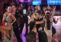 Сергей Агванян и Дарья Мажова (Украина) выступают на чемпионате мира по европейским танцам WDC среди профессионалов в Государственном Кремлевском дворце Сергей Агванян и Дарья Мажова (Украина) выступают на чемпионате мира по европейским танцам WDC среди профессионалов в Государственном Кремлевском дворце