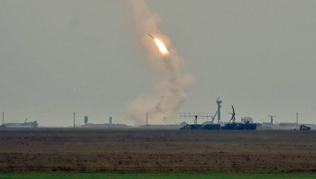 Ракетные стрельбы в Херсонской области Украины. 1 ноября 2018