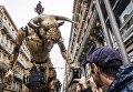 15-метровый Минотавр на улице Тулузы в рамках масштабной выставки 15-метровый Минотавр на улице Тулузы в рамках масштабной выставки