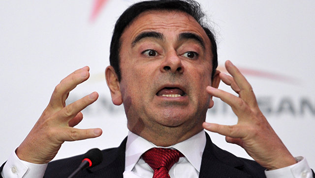 Экс-глава Nissan Гон отрицает вину в умышленном сокрытии доходов, пишут СМИ 