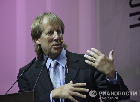 Род Бекстром на Первом российском форуме по управлению Интернетом Род Бекстром на Первом российском форуме по управлению Интернетом