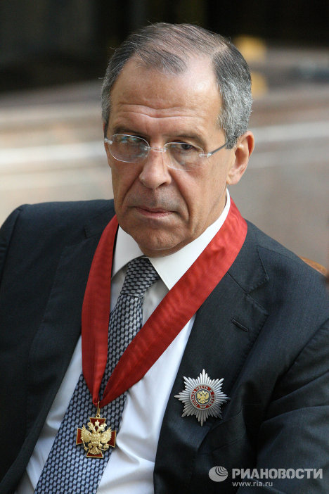 Президент РФ Д.Медведев вручил госнаграды российским дипломатам Президент РФ Д.Медведев вручил госнаграды российским дипломатам