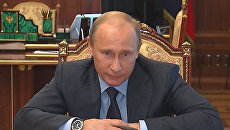 Не нужно допускать юридическую грязь и неточность - Путин о законе об НКО Не нужно допускать юридическую грязь и неточность - Путин о законе об НКО