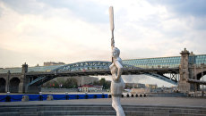 Скульптура Девушка с веслом возвращена в Парк Горького Скульптура Девушка с веслом возвращена в Парк Горького