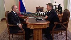 Путин спросил главу Сбербанка, какой процент он сможет получить по вкладу Путин спросил главу Сбербанка, какой процент он сможет получить по вкладу