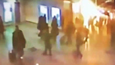 Момент взрыва в аэропорту Домодедово. Видео камер слежения Момент взрыва в аэропорту Домодедово. Видео камер слежения