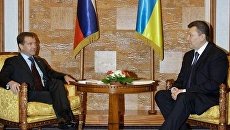 Медведев и Янукович договорились по флоту и газу Медведев и Янукович договорились по флоту и газу