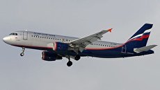 Самолет Airbus A320 авиакомпании Аэрофлот. Архивное фото Самолет Airbus A320 авиакомпании Аэрофлот. Архивное фото