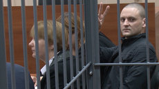 Сергея Удальцова посадили под домашний арест. Кадры из зала суда Сергея Удальцова посадили под домашний арест. Кадры из зала суда