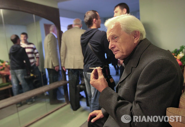 Народный артист РФ Виктор Сергачев Народный артист РФ Виктор Сергачев