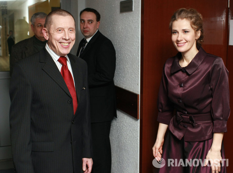 Церемония вручения премии «Своя колея» прошла в концертной студии «Останкино» в Москве Церемония вручения премии «Своя колея» прошла в концертной студии «Останкино» в Москве