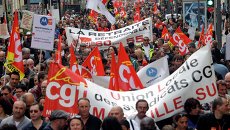 Первомайская демонстрация профсоюзов в Париже Первомайская демонстрация профсоюзов в Париже