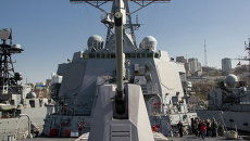 Ракетный эсминец Лассен военно-морского флота США прибыл во Владивосток Ракетный эсминец Лассен военно-морского флота США прибыл во Владивосток