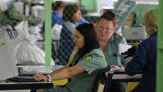 Почтовые будни: сортировка и рентген писем из-за рубежа в Новосибирске Почтовые будни: сортировка и рентген писем из-за рубежа в Новосибирске