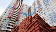 Строительство панельных домов в Москве. Архивное фото Строительство панельных домов в Москве. Архивное фото