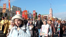 Участники общегородского крестного хода в Петербурге спели с иконами в руках Участники общегородского крестного хода в Петербурге спели с иконами в руках