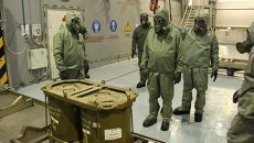 Уничтожение химического оружия. Архивное фото Уничтожение химического оружия. Архивное фото