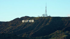 Надпись Hollywood на закате Надпись Hollywood на закате
