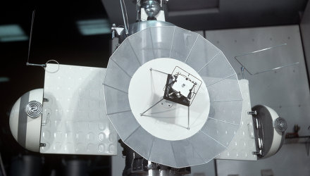 Межпланетная автоматическая станция "Марс-1" Межпланетная автоматическая станция "Марс-1"